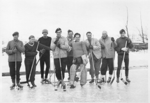1962(64)ish Bull Tahr Hockey Team
